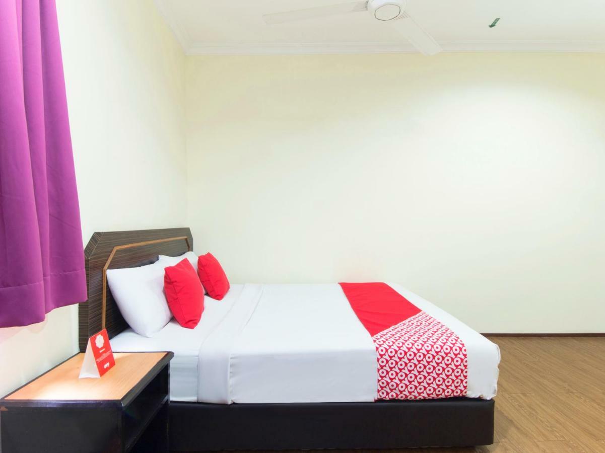 Oyo 327 Buddys Hotel Kuala Lumpur Exterior foto